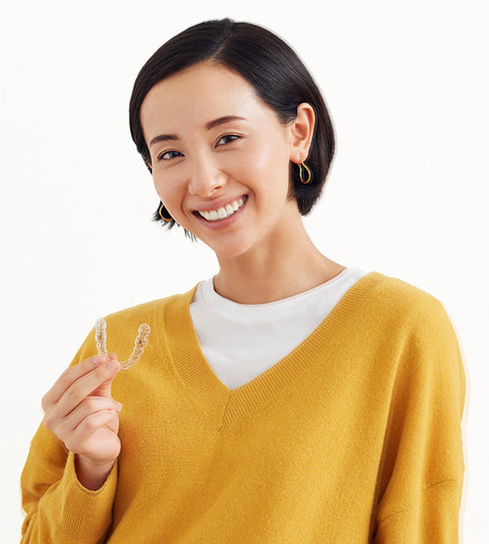 見える前歯の矯正・インビザラインGo